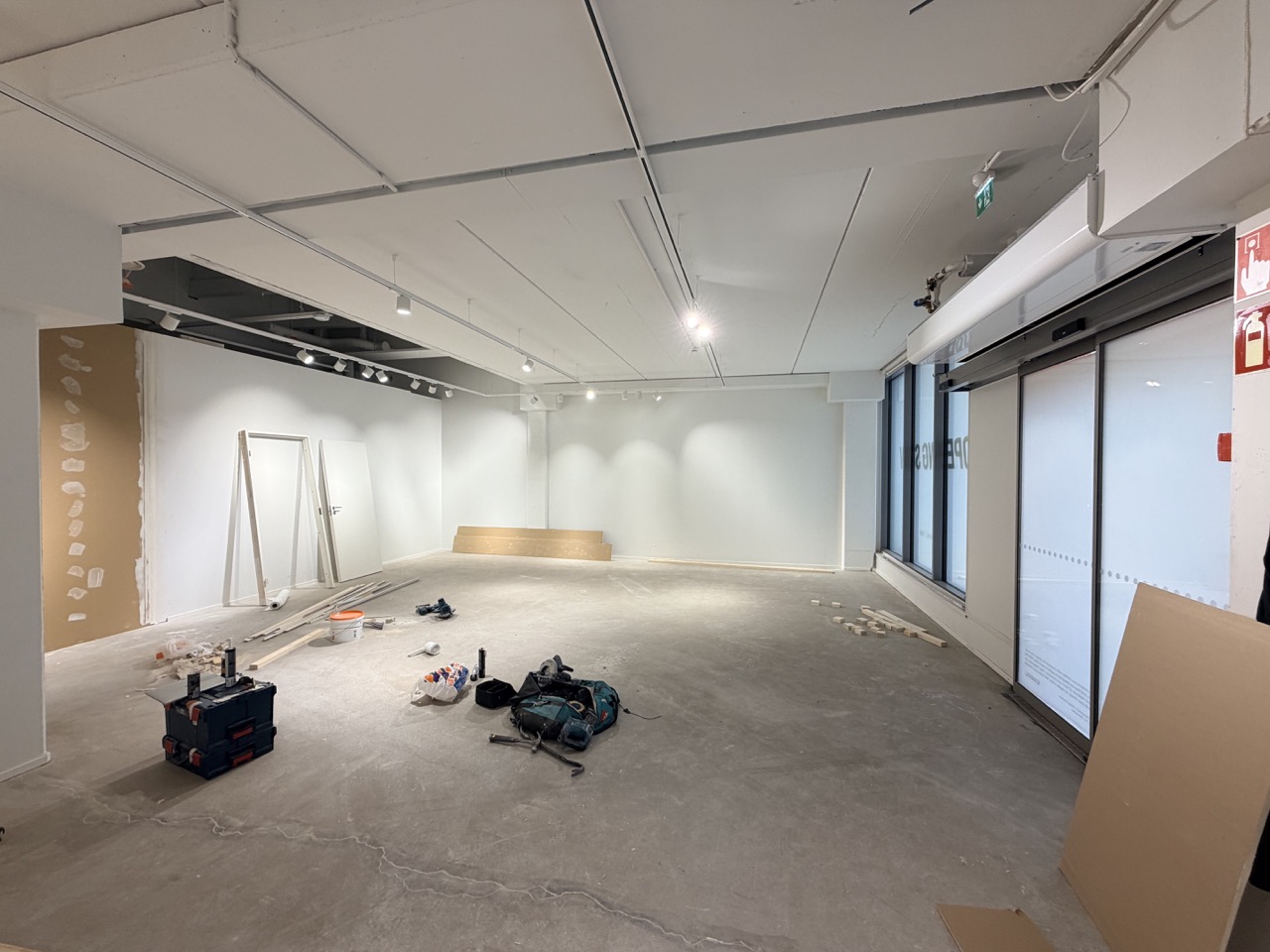 ICANIWILL – Helsinki Outlet – Myymälärakentaminen – kuva 3